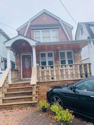 88-45 213th St, Jamaica, NY 11427-1033