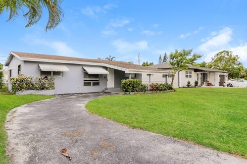 6300 20th St, Hollywood, FL 33023-2160
