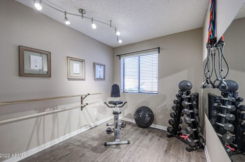 1712 Tulsa St, Chandler AZ  85225-8228 exterior