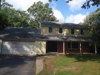 30 Sandlewood Dr, Madison, CT 06443-2257