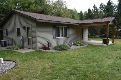 16953 Markusen Ln, Mountain, WI 54149-9647