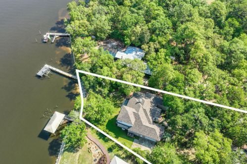 394 Holly Point Rd, Freeport FL  32439-4348 exterior
