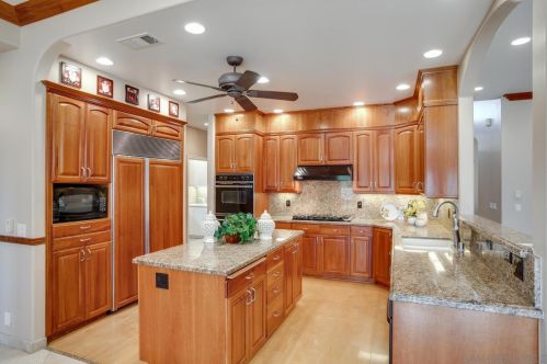 1829 Torrance St, San Diego CA  92103-2718 exterior