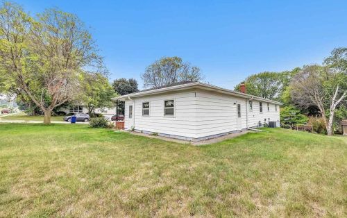 2129 Maryland Ave, Green Bay, WI 54302-3329