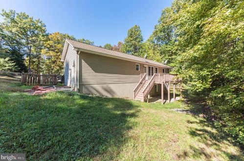 302 Land Or Dr, Ruther Glen VA  22546-1241 exterior