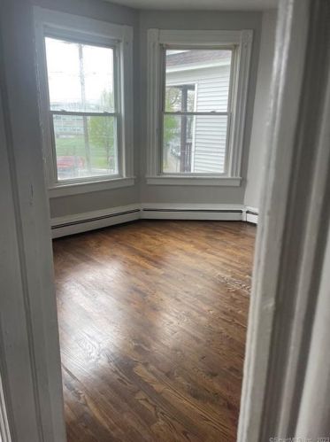 154 George St, Bridgeport CT  06604-3315 exterior