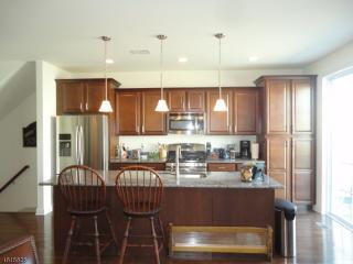 13 Alexanders Rd, Hackettstown NJ  07840-3834 exterior