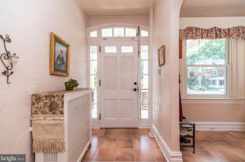 630 Columbia Ave, Lansdale PA 19446-3309 exterior