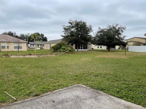 601 Royalty Ct, Kissimmee FL 34758-3216 exterior