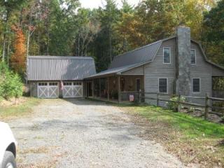 396 Kinzer Rd, Hillsville, VA 24343-5488