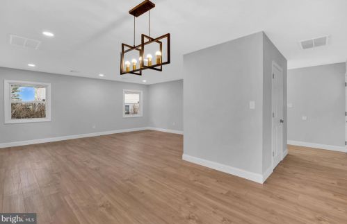 96 Pheasant Ln, Willingboro NJ  08046-2755 exterior