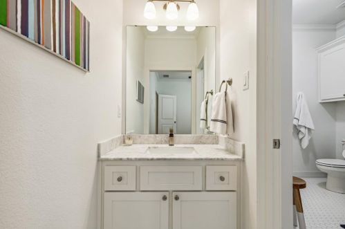 5620 Anita St, Dallas TX 75214-2709 exterior