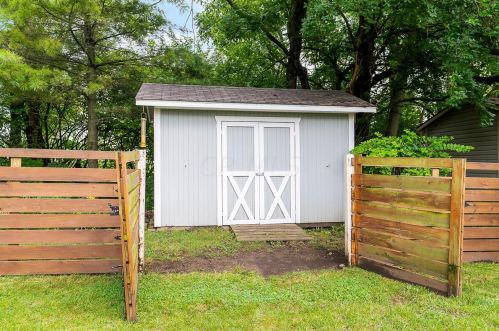 2960 Wynridge Dr, Darbydale OH  43123-8706 exterior