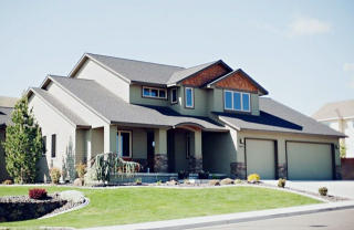 3801 Emerald St, Richland, WA 99352-8689