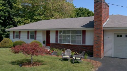 11 Bellevue Ave, Unity, NH 03743-3348