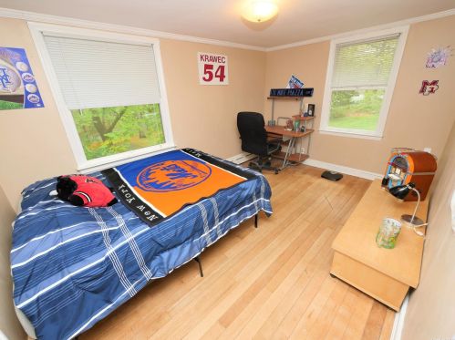 8 Old Rocky Point Rd, Miller Place NY  11764-2025 exterior