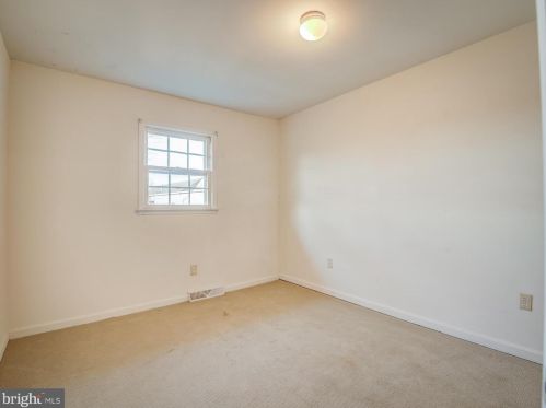 20 Coventry Ct, Fredericksburg VA  22405-2759 exterior