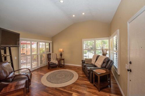 9768 Guisante Ter, San Diego, CA 92124-1621
