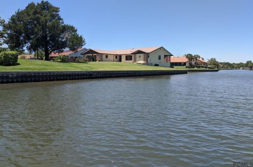 21 Floral Ct, Palm Coast, FL 32137-8306
