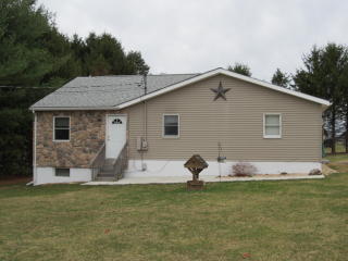 85 Panorama Cir, Kunkletown, PA 18058-2525