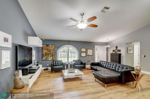 16217 93rd Rd, Town Of Loxahatchee Groves FL  33470-5177 exterior