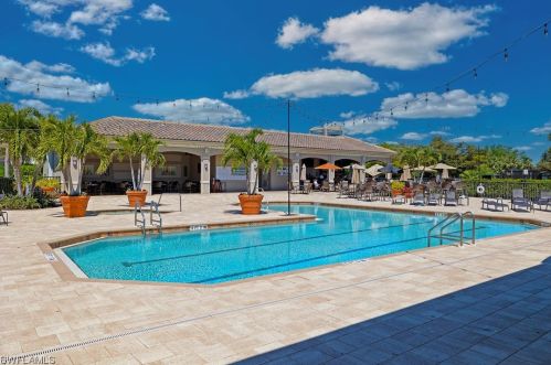 23230 Copperleaf Blvd, Bonita Springs FL 34135-8138 exterior