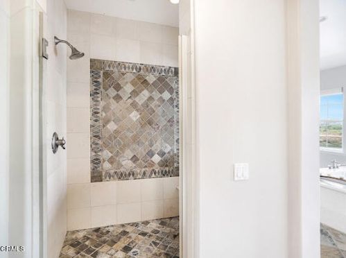 1531 Viewpoint Dr, Oxnard CA  93035-2157 exterior