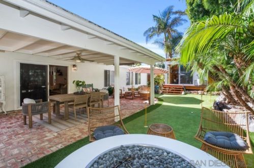 1161 Balour Dr, Encinitas CA  92024-3913 exterior