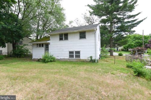 305 Carnegie Ave, Wenonah NJ  08090-1411 exterior