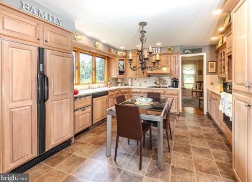 716 Carter Hill Dr, West Deptford NJ  08066-1903 exterior