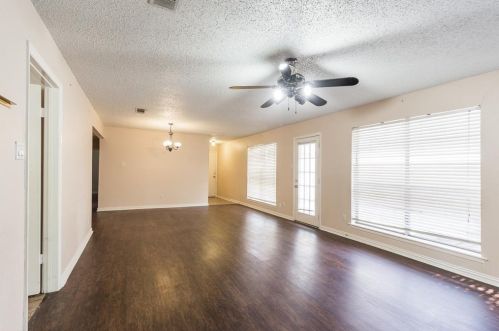 1900 Tremont Ct, Richmond TX  77471-5118 exterior