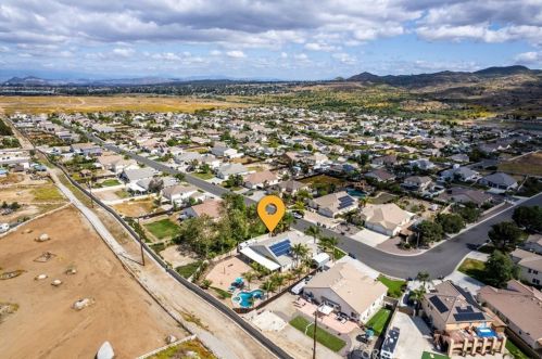 19074 Eldorado Rd, Perris CA  92570-6588 exterior