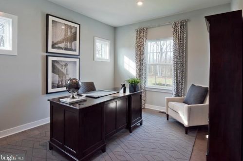 212 Hauer Ter, Spring Grove, PA 17362-1522