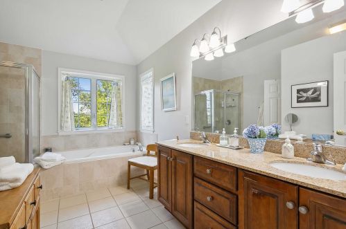 39 Robin Ct, Poughquag NY  12570-4508 exterior