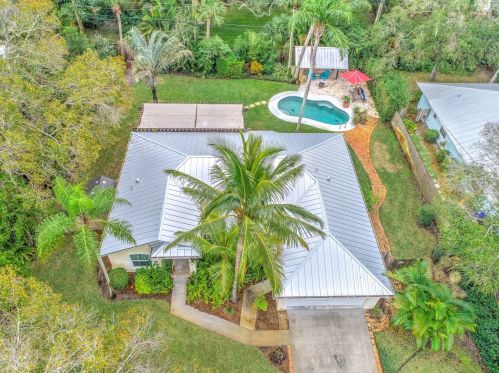 2666 10th Ave, Vero Beach FL  32960-5052 exterior