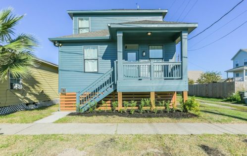 1112 53 St, Galveston TX 77551-4524 exterior