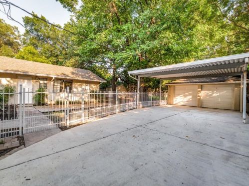 3727 Biddison St, Fort Worth TX  76109-2706 exterior