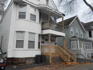 929 Albany St, Schenectady, NY 12307-1517