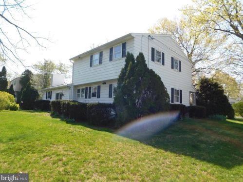 1299 Randy Dr, Pottstown PA  19464-2941 exterior