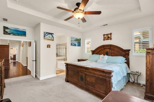 662 Canterbury Cir, Vacaville CA  95687-8225 exterior