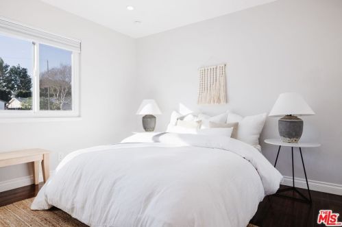 2172 Lysander Ave, Simi Valley CA 93065-1756 exterior