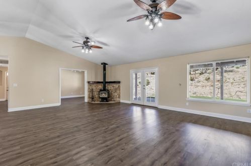 2676 Mustang Ln, Wrightwood CA  92397 exterior