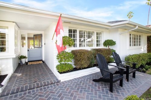 2006 Commodore Rd, Newport Beach, CA 92660-4306