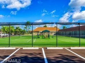 54 Glades Blvd, Naples FL  34112-1038 exterior
