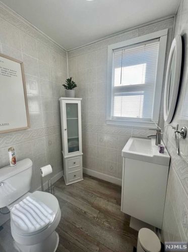 116 Hartmann Ave, Outwater NJ  07026-2259 exterior