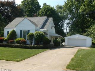 276 Mission Dr, Akron, OH 44301-2659