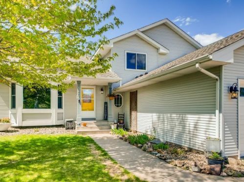 5406 Heath Ave, Saint Paul, MN 55128-3053