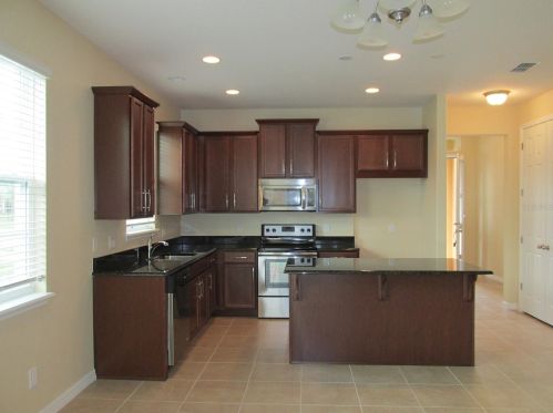 5174 Big Cypress St, Orlando, FL 32811-7688