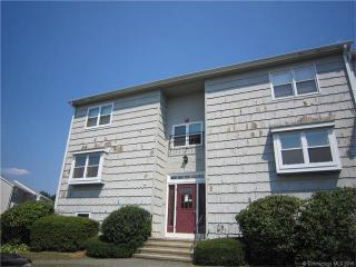 31 Carriage Dr, Milford, CT 06460-7554