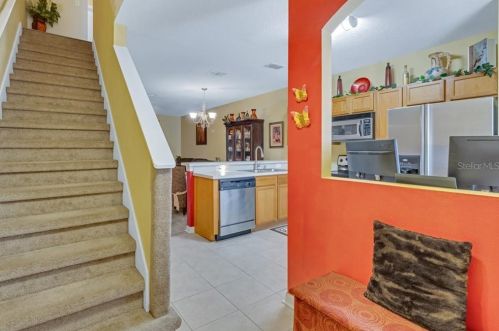 417 Wilton Cir, Sanford, FL 32773-4949